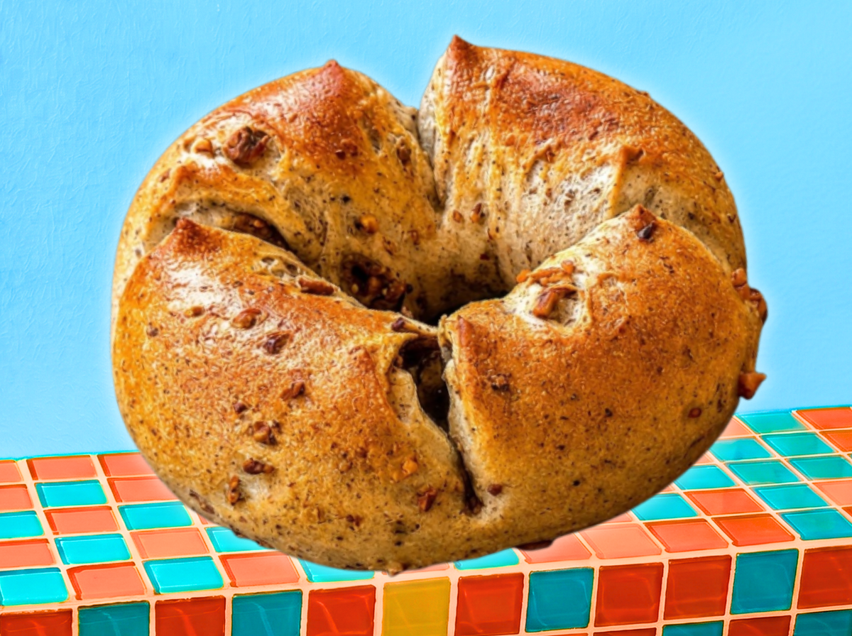 Pecan Fig Bagel